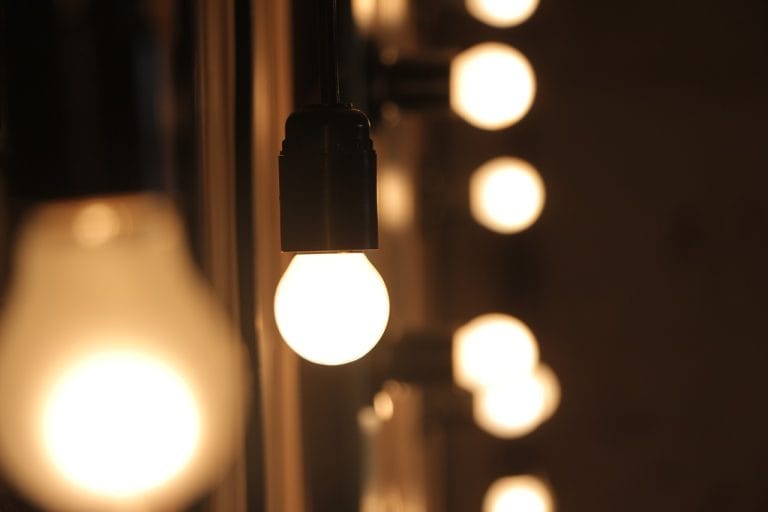 Amazon Alexa i oświetlenie – praktyczne zastosowania