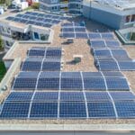 Lampy solarne na ścieżkach – styl i funkcjonalność