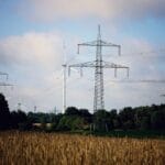 Jak obniżyć rachunki za prąd bez rezygnacji z komfortu oświetlenia?